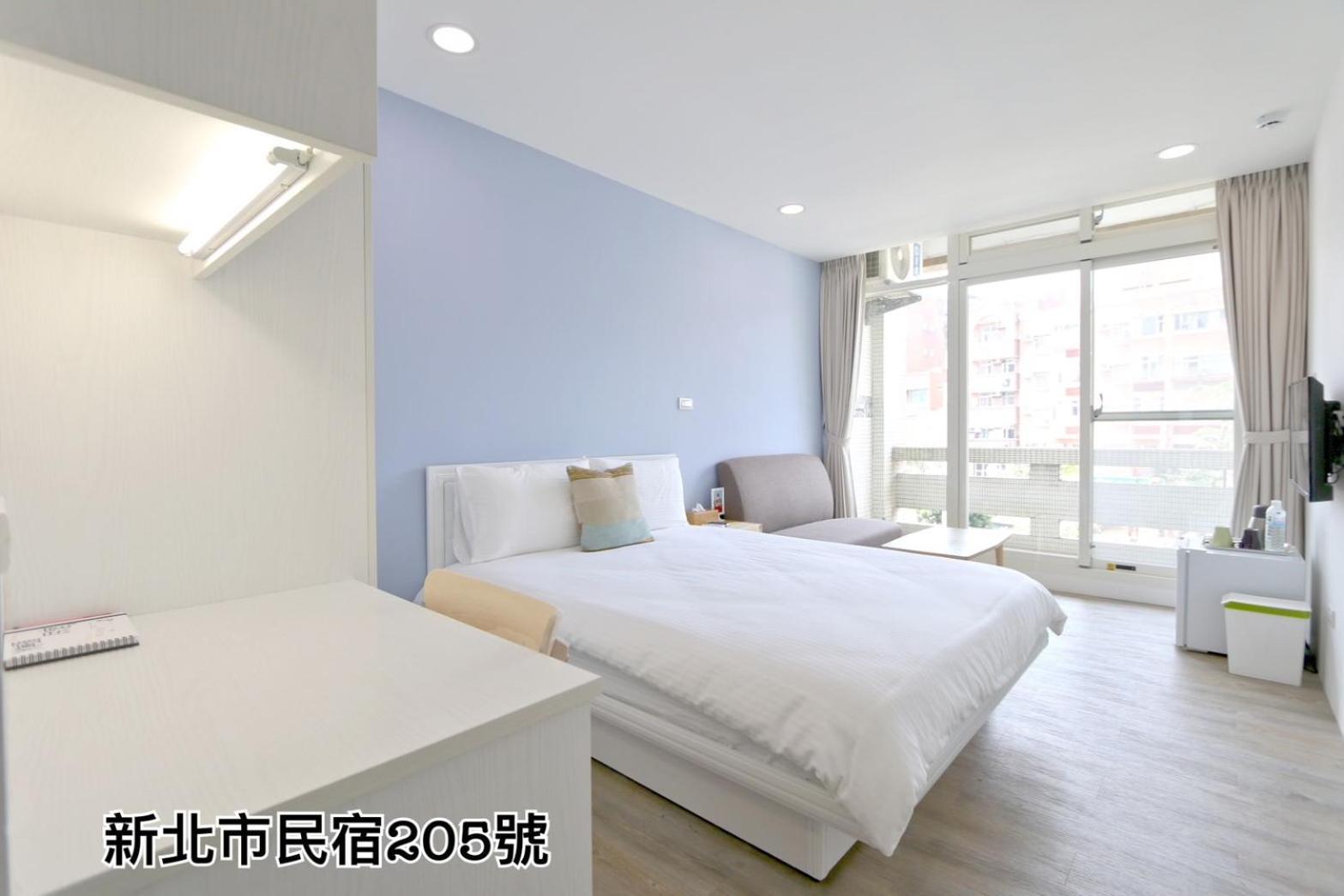 Locomotive Homestay Tamsui Buitenkant foto
